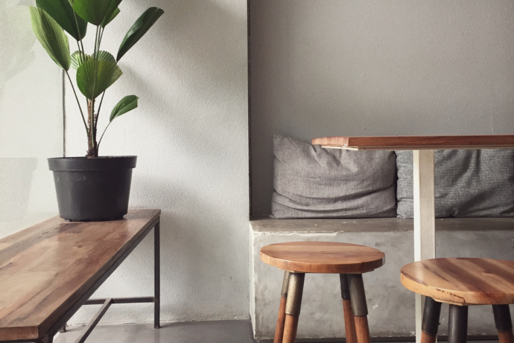 Declutter Tips for Summer